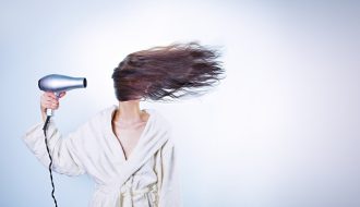 Trends, tips en technologie in haarstyling
